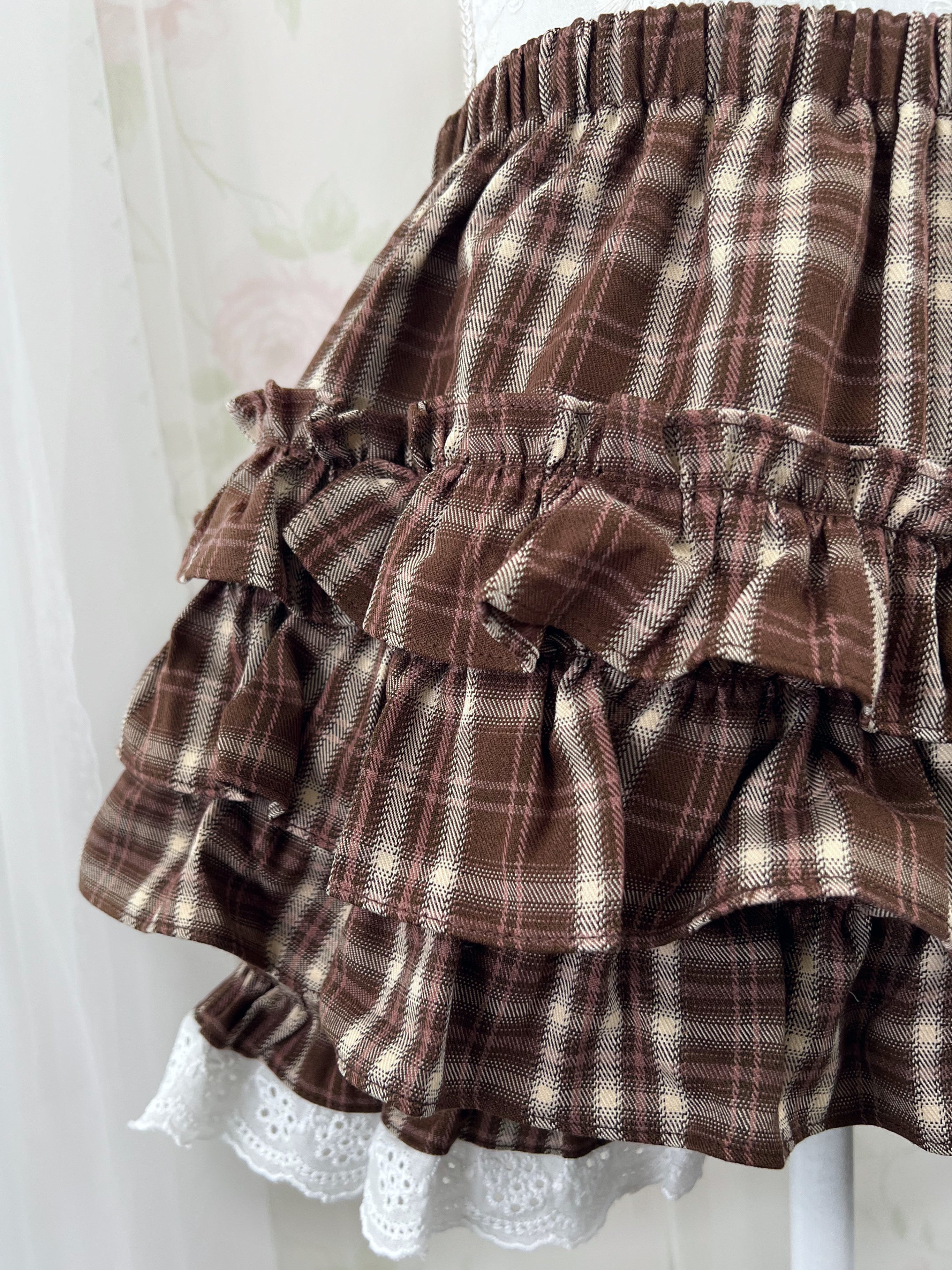 (Pre-order) Evori Glow Tiramisu Ruffles Sukapan