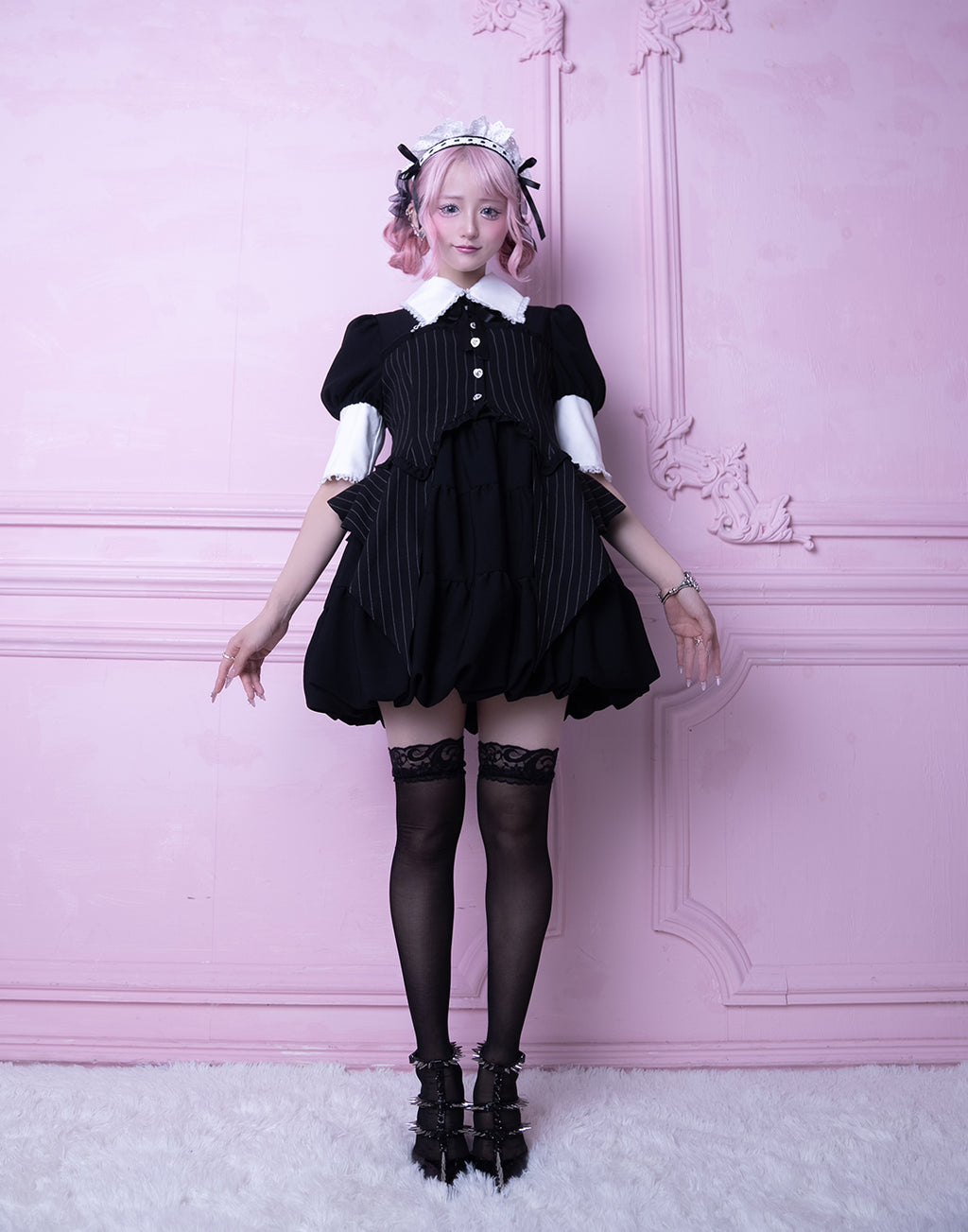 <Deliver in Late September> AVENCHUMU Stripe ruffle frill corset balloon one piece