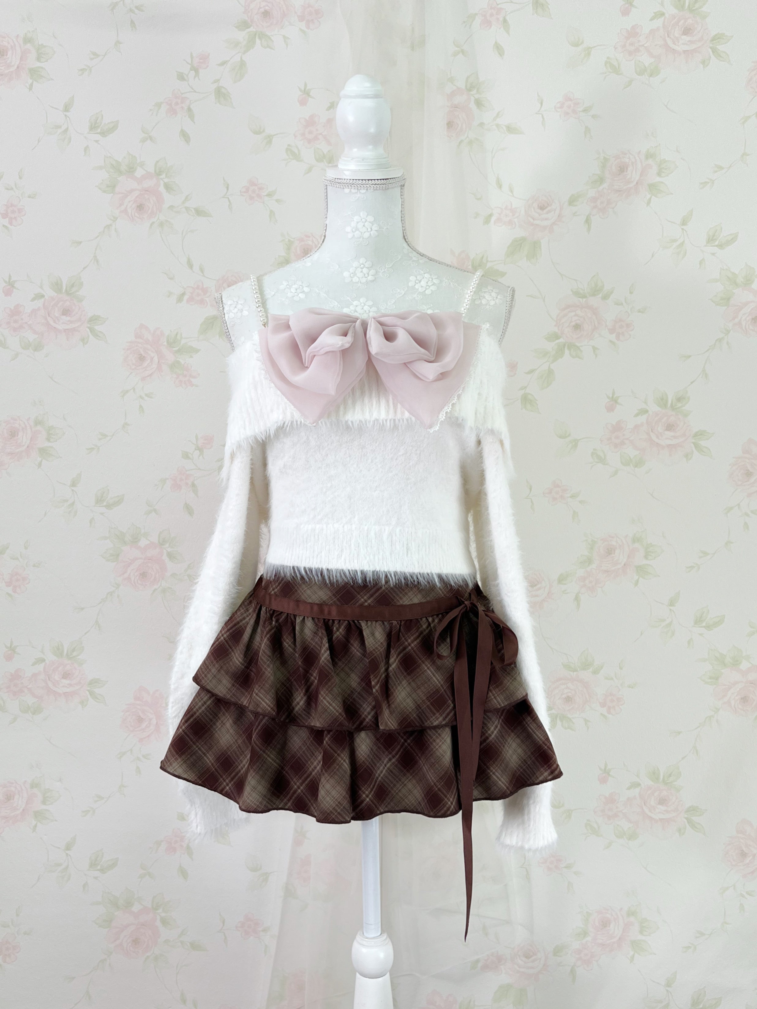 Pearl Strap Off Soulder Sweater (White)