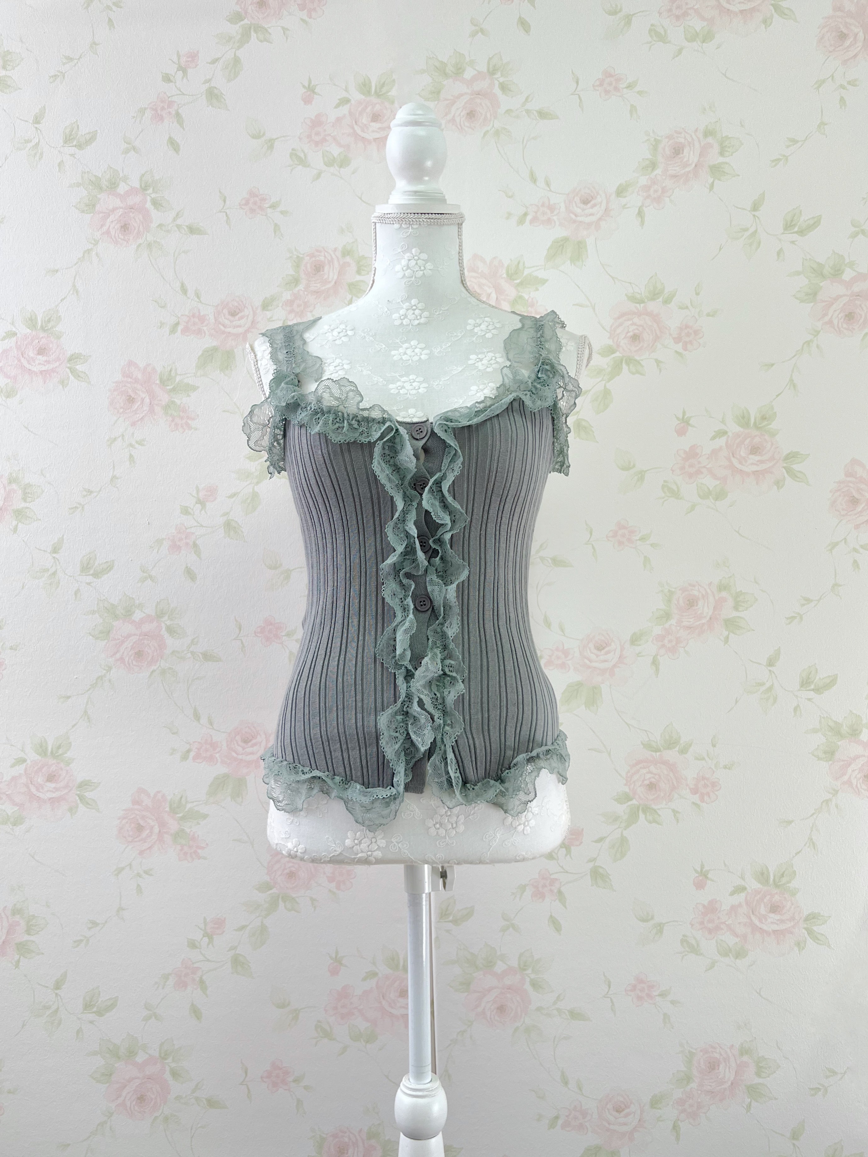 Lacy Ribbed Button Up Tank Top(Gray)
