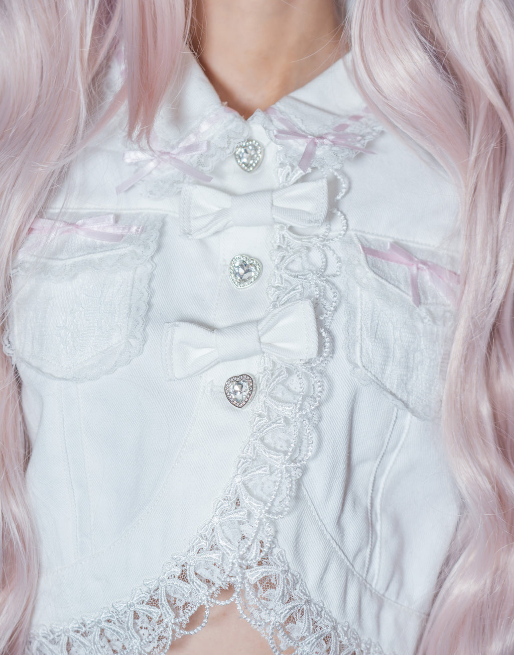 AVENCHUMU Lace frill bijou button denim jacket