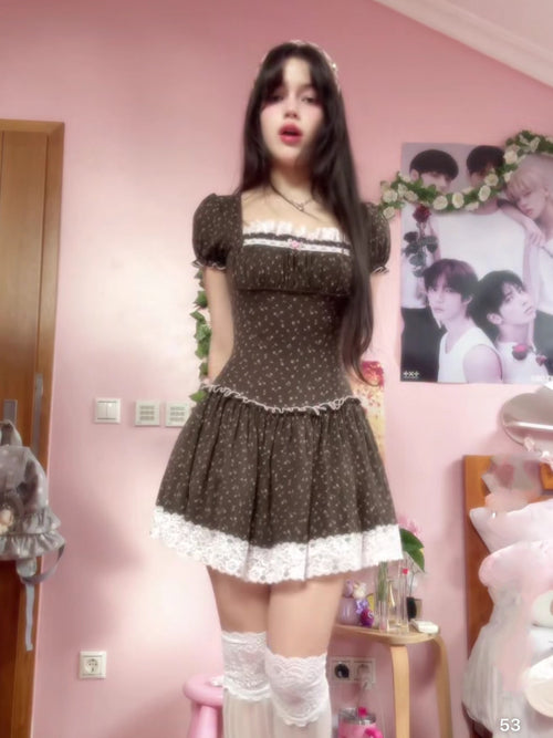 (Pre-order) passion room Petite Floral Doll Dress (Brown)