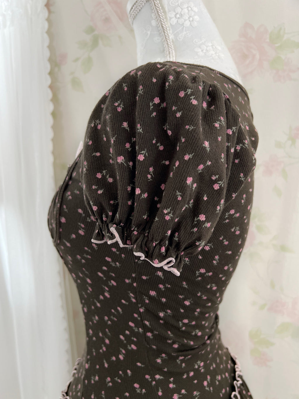 (Pre-order) passion room Petite Floral Doll Dress (Brown)