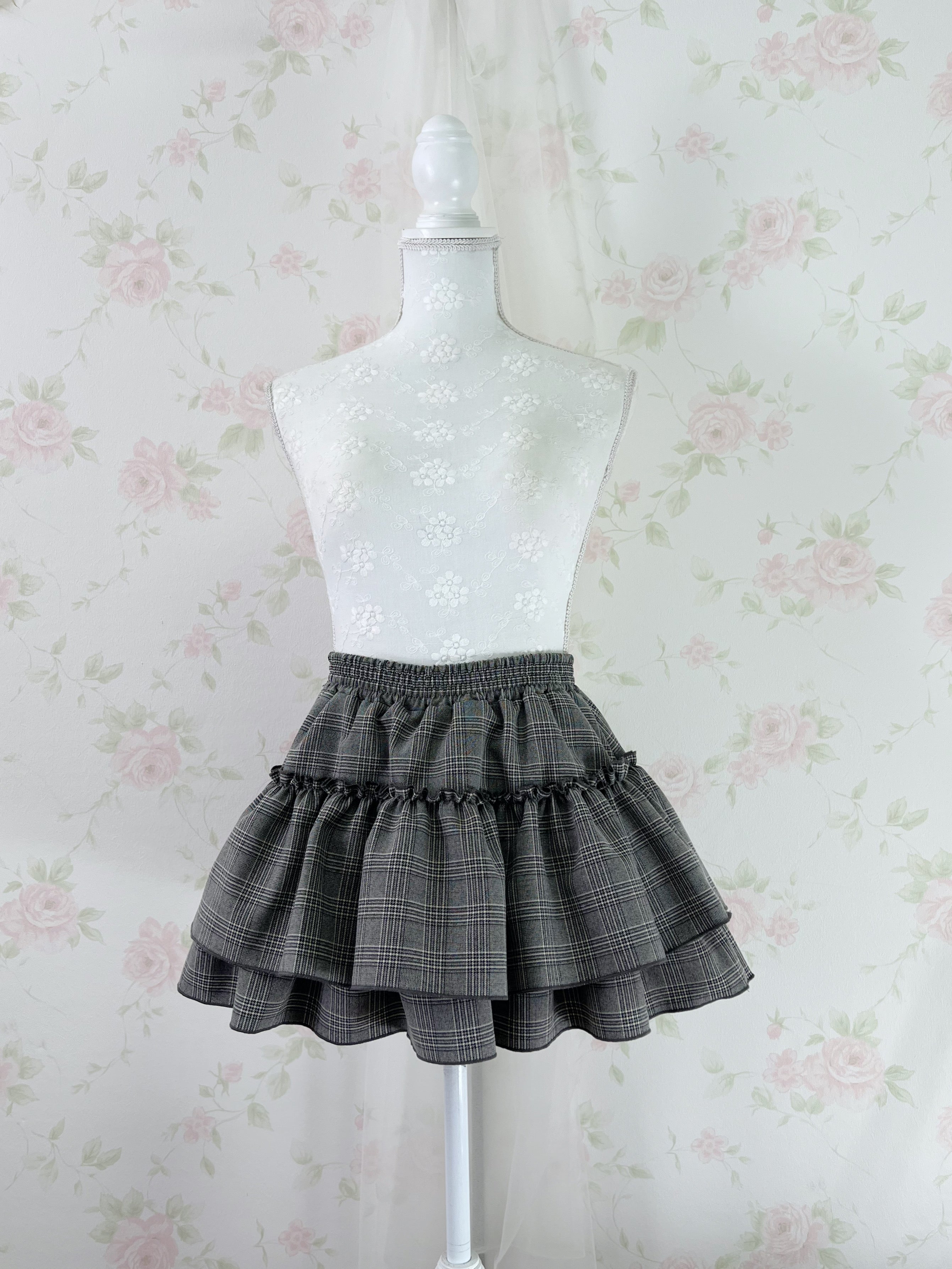 2 Layered Checked Skirt (Gray)