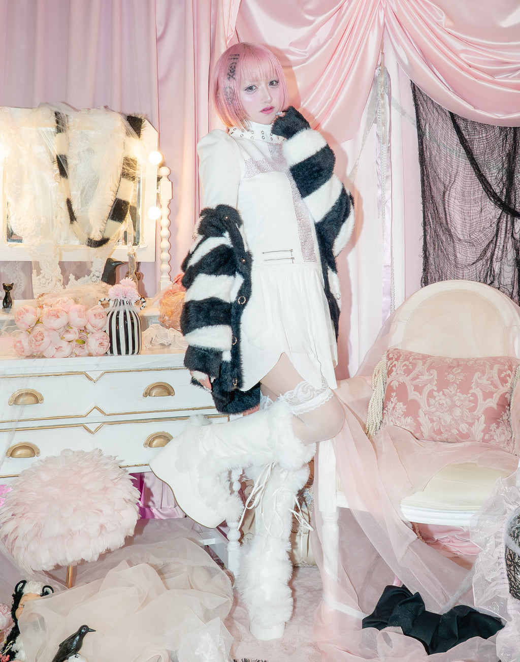 AVENCHUMU Rhinestone cross chiffon hem one-piece