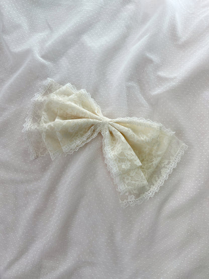 Kirallum Tokyo Handmade Big Bow (Ivory)