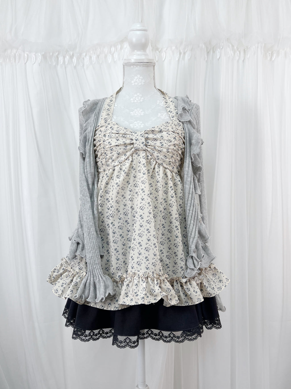 Halter Neck Petite Floral Tunic Top (Gray Blue)