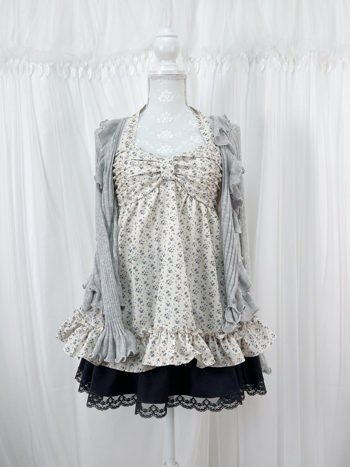 Halter Neck Petite Floral Tunic Top (Gray Blue)