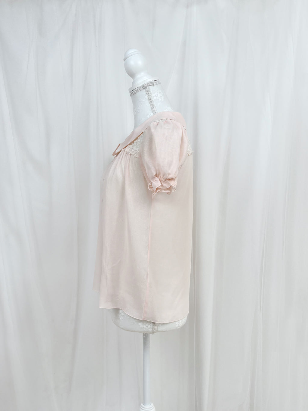 L’EST ROSE Crystal Button Chiffon Blouse (Pink)
