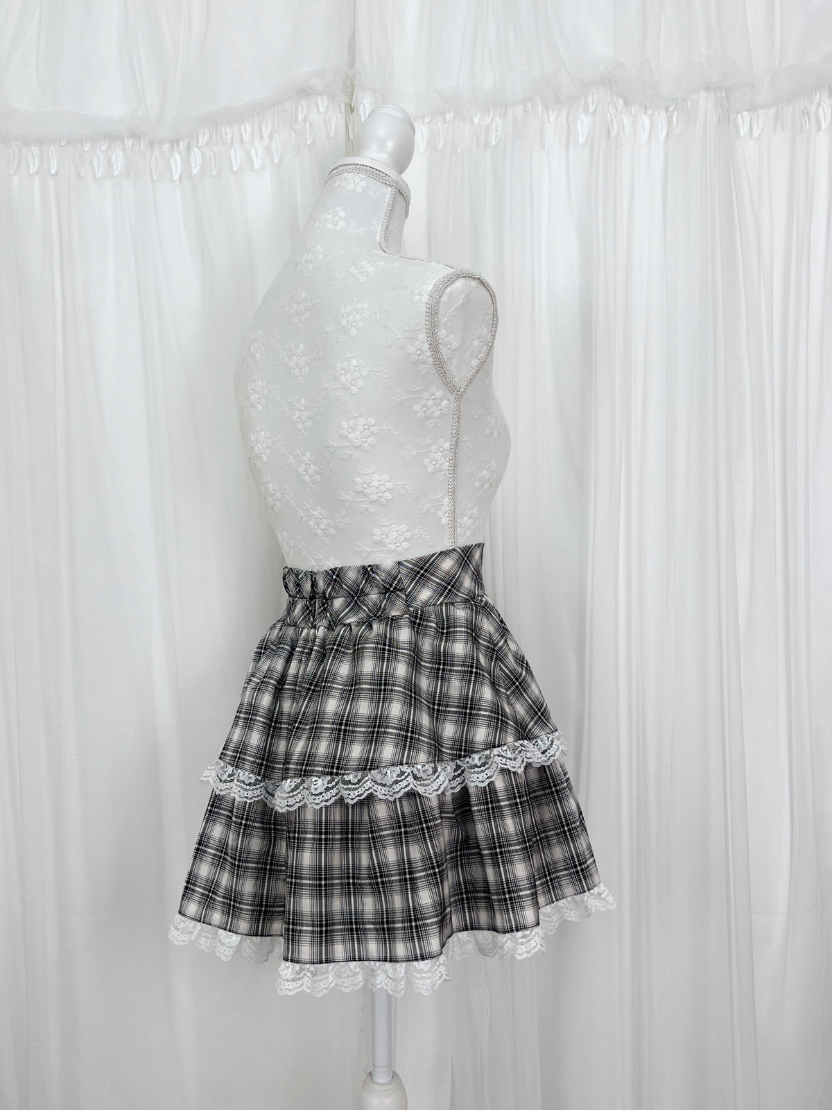 evelyn Checked Lacy Hem Skirt (Black)