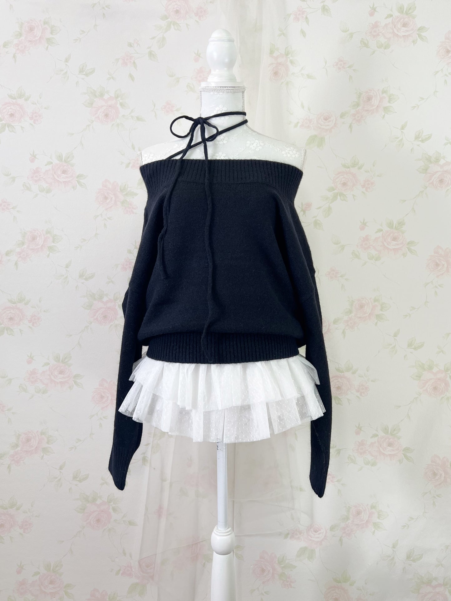 GRL Choker Off Soulder Sweater (Black)