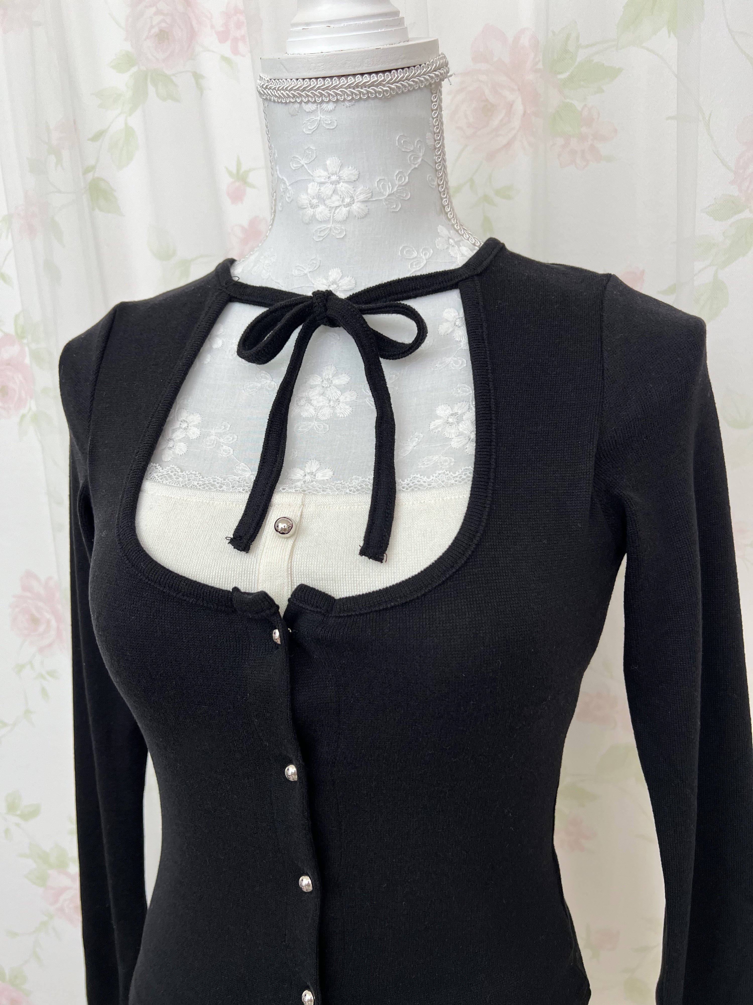 BUBBLES Milkmaid Front Lace Top (Black)
