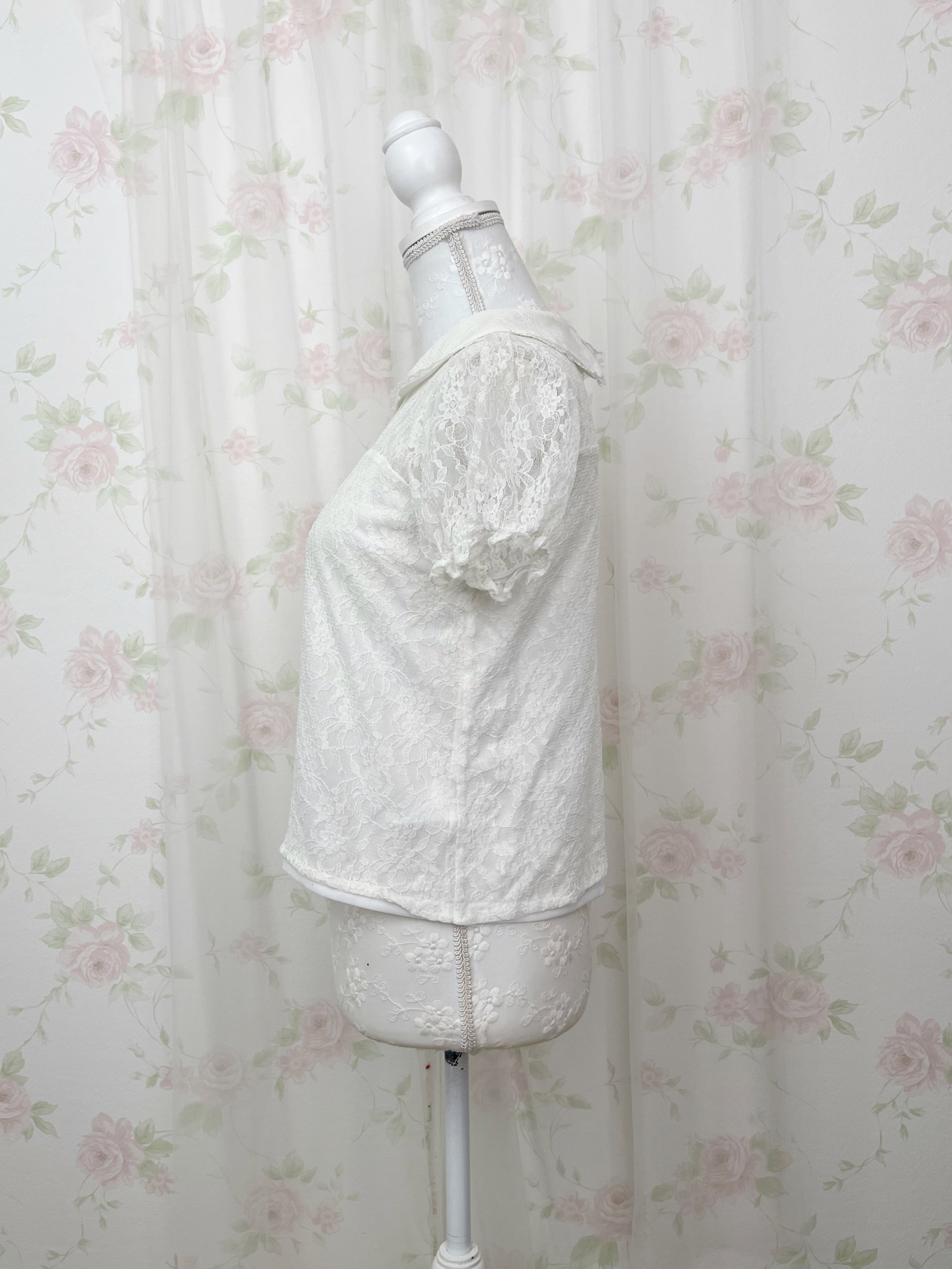 Honey Cinnamon Lace Blouse (Ivory)