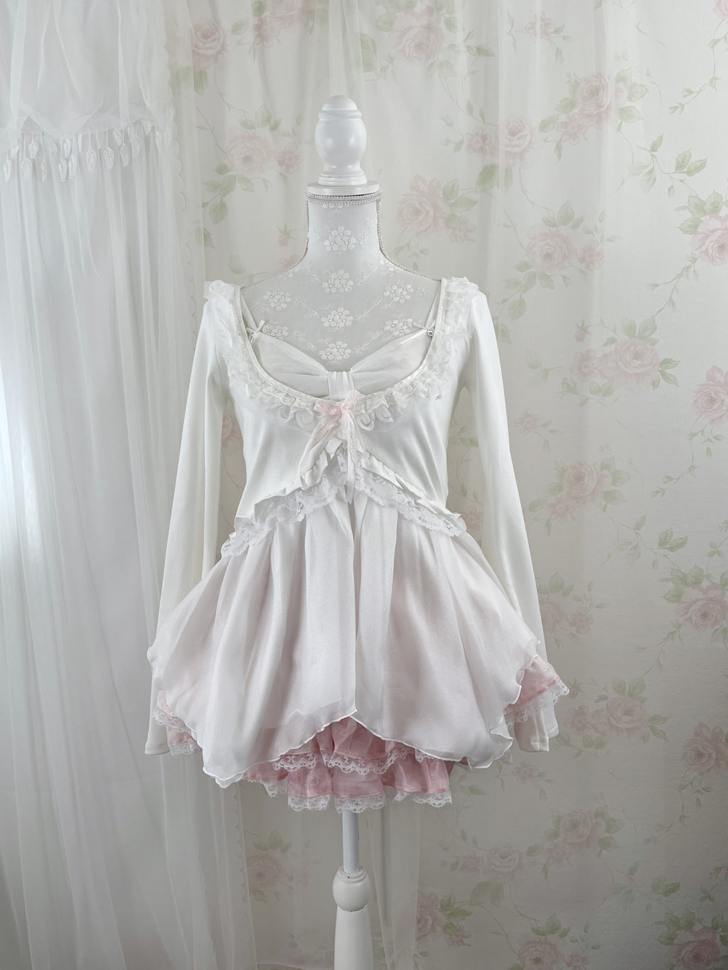 (Pre-order) Evori Glow Swan Bolero