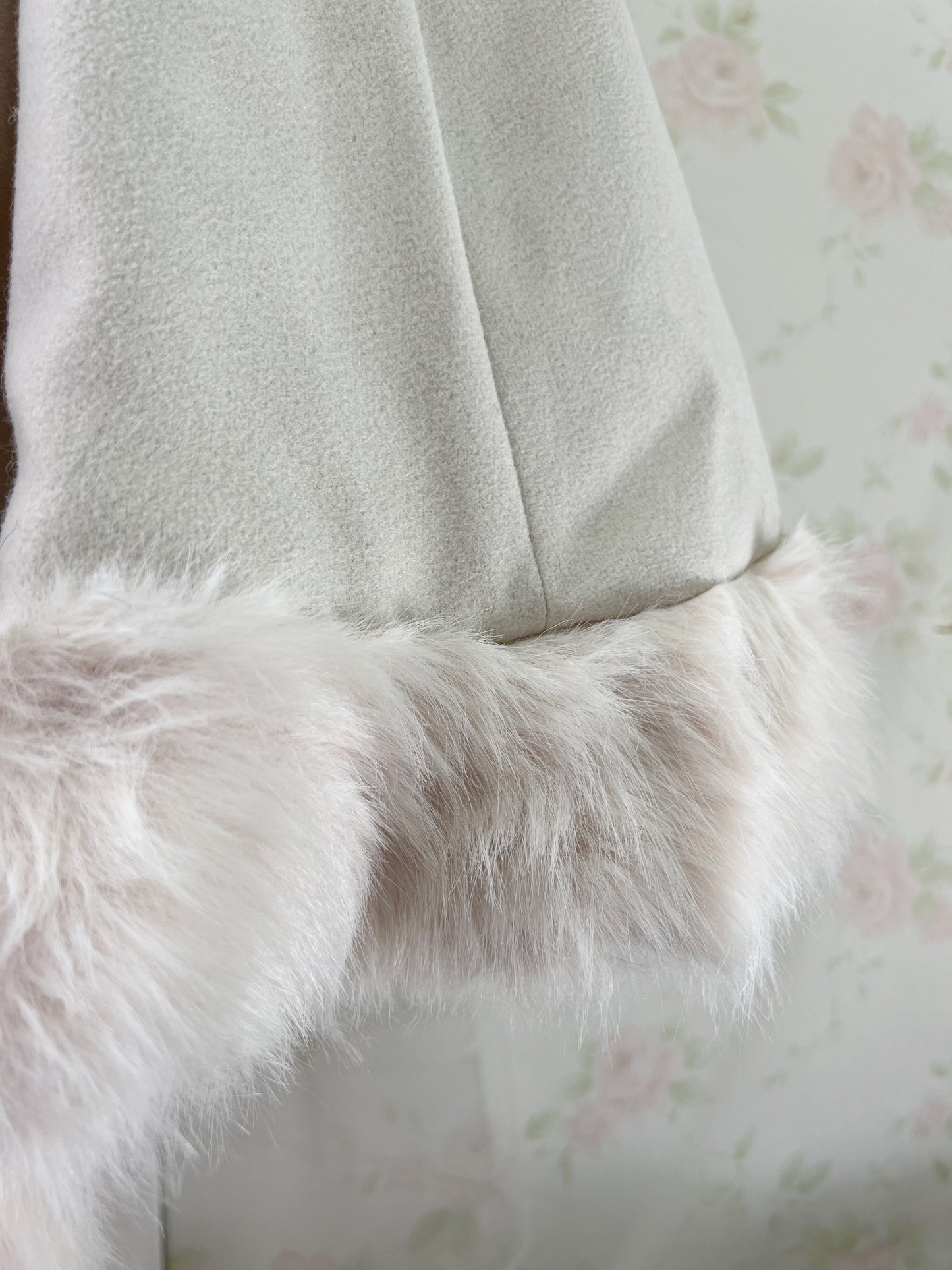 GRL Fake Fur Hood Poncho Coat (Ivory)