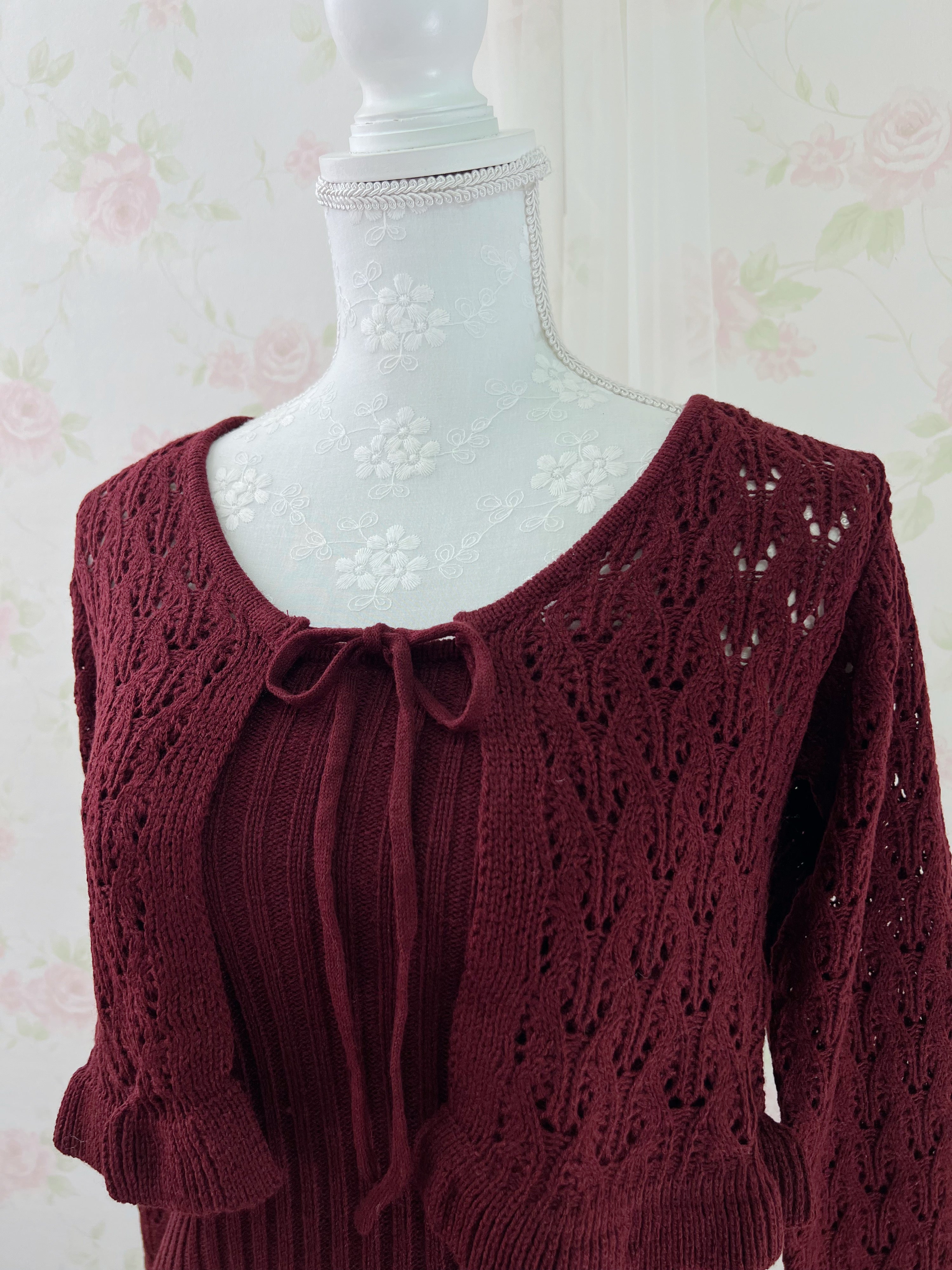 Ruffled Hem Knitted Camisole Cardigan Set (Strawberry Red)