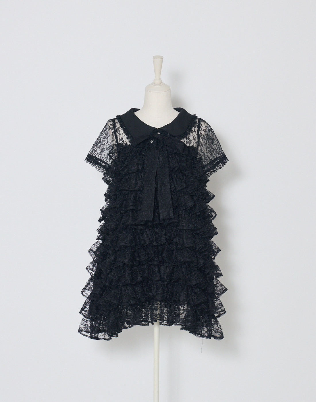 AVENCHUMU Full of frills lace tiered dress