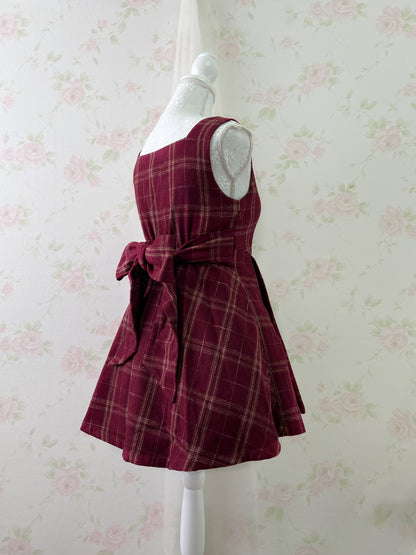bobon21 Heart Button Jumper Mini Dress (Bordeaux)