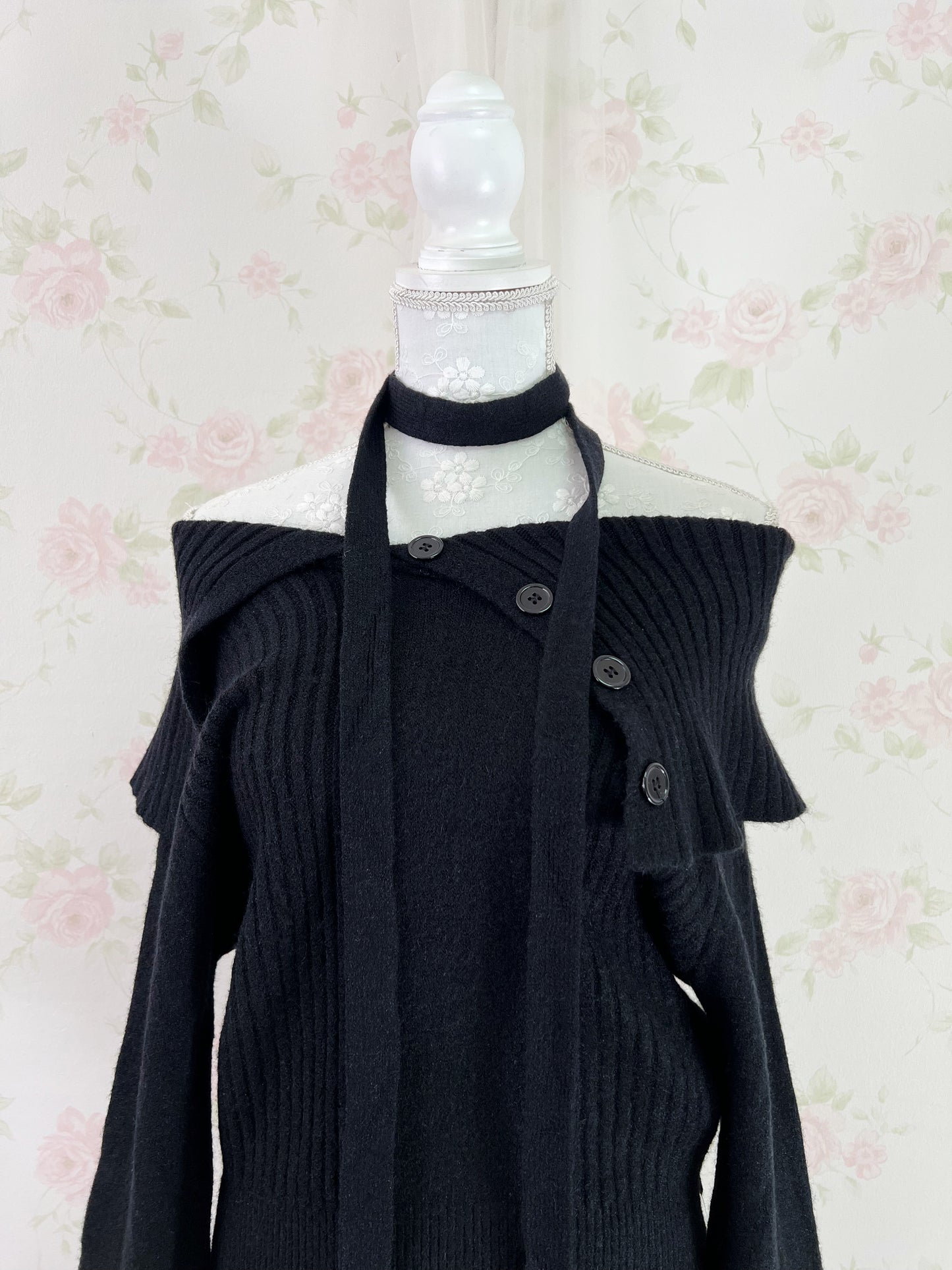 Off Shoulder With Scarf Knit Top (Black)