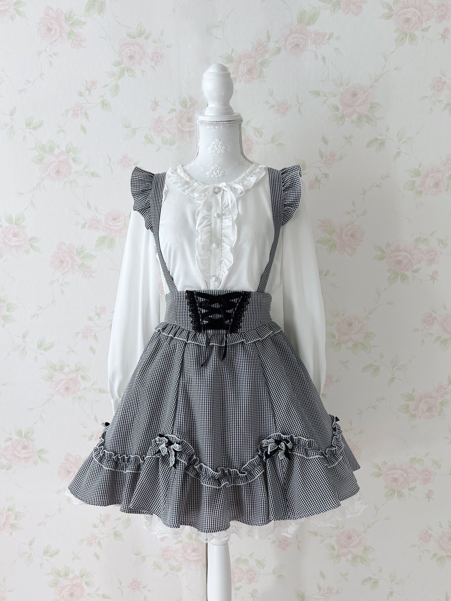 Secret Honey Ruffled Line Jumper Skirt (Black Check)