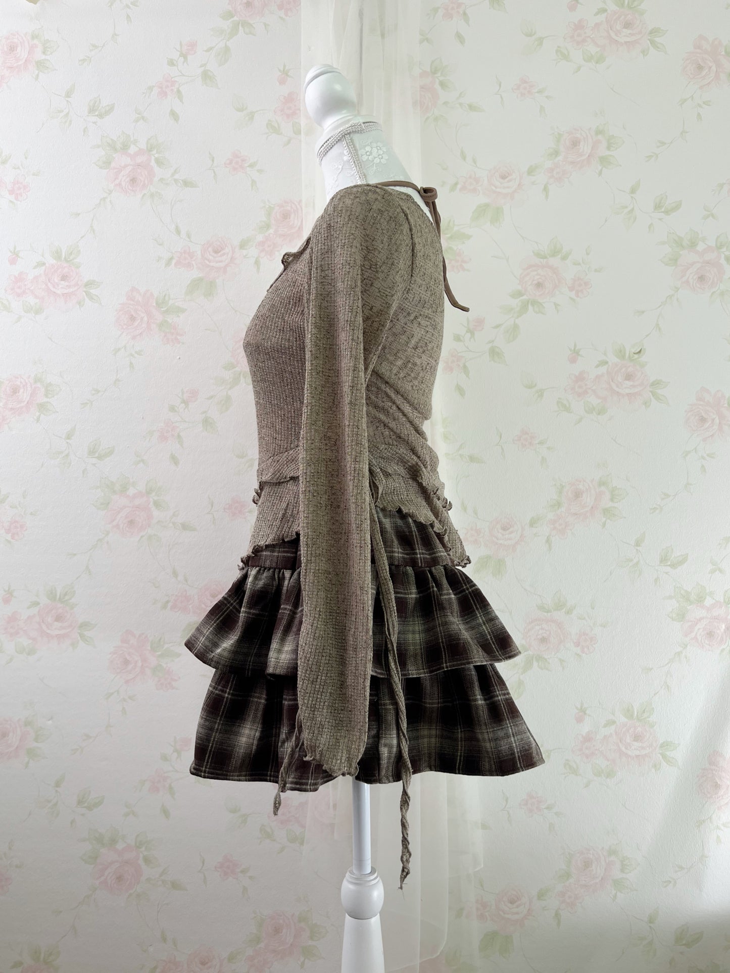 GRL Y2K Layered Halter Neck Top( Milk Tea Beige)