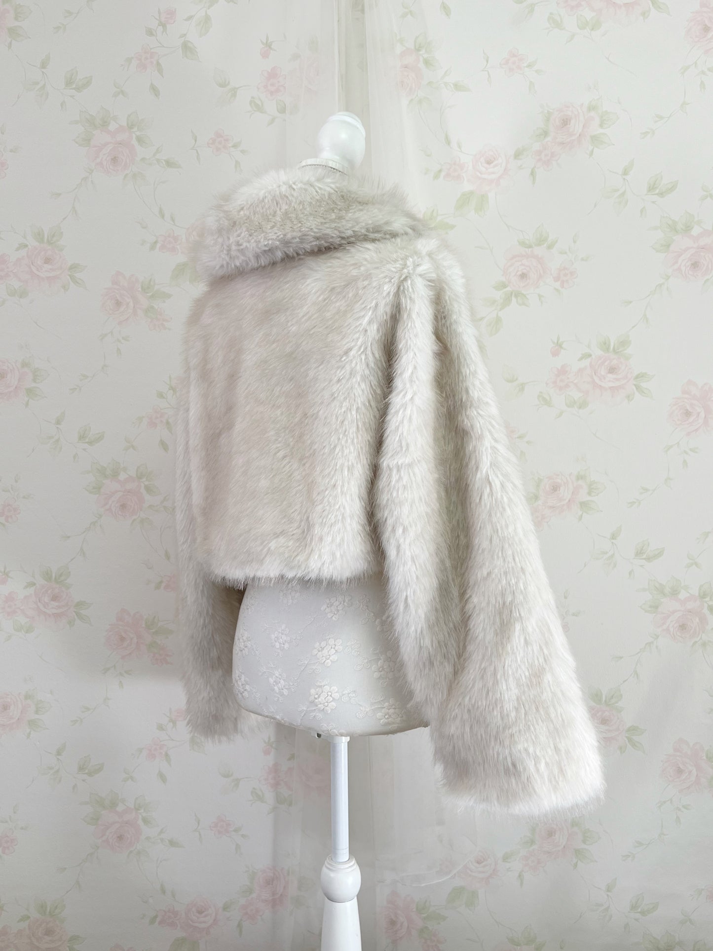 GRL Eco Fur Gyaru Jacket (Beige)