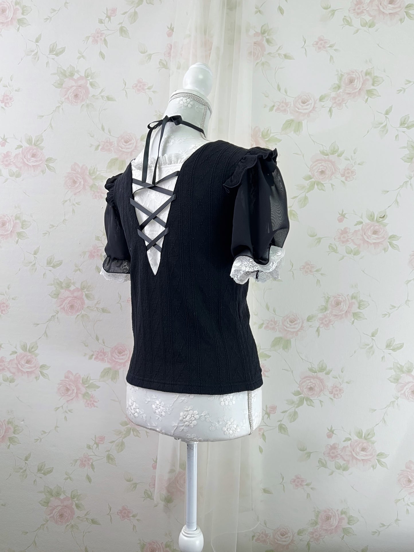 NOEMIE Halter Neck Laced Up Back Top (Black)