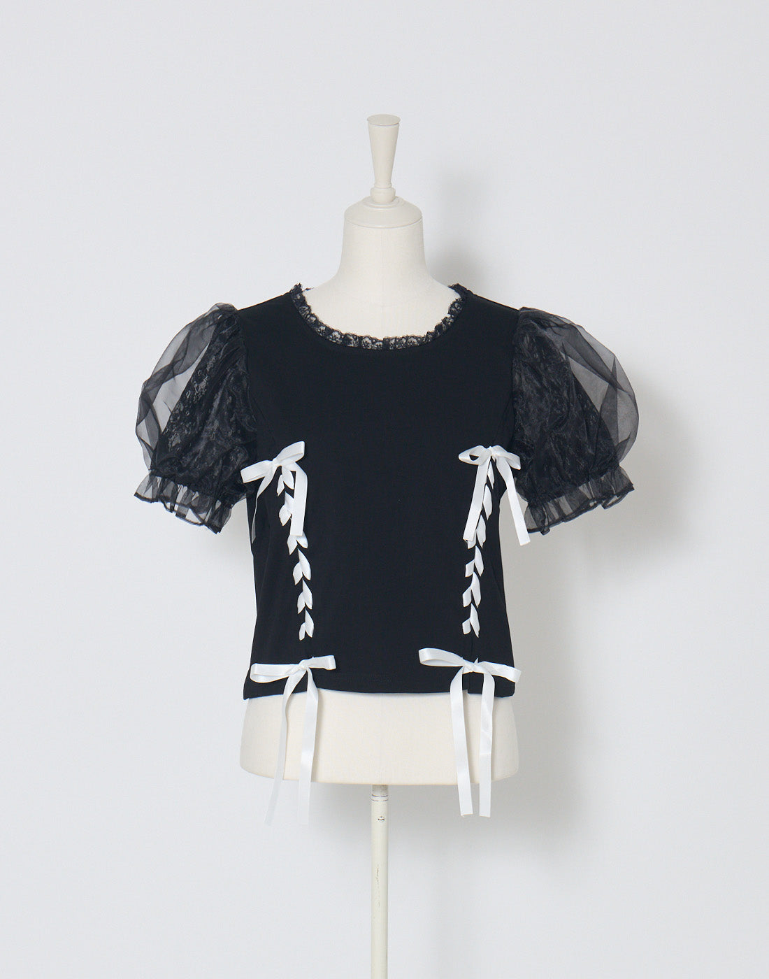 mellfy memory Twin lace-up ribbon puff T-shirt