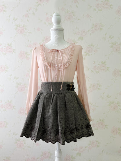 L’EST ROSE Ruffled Blouse (Pink Beige)