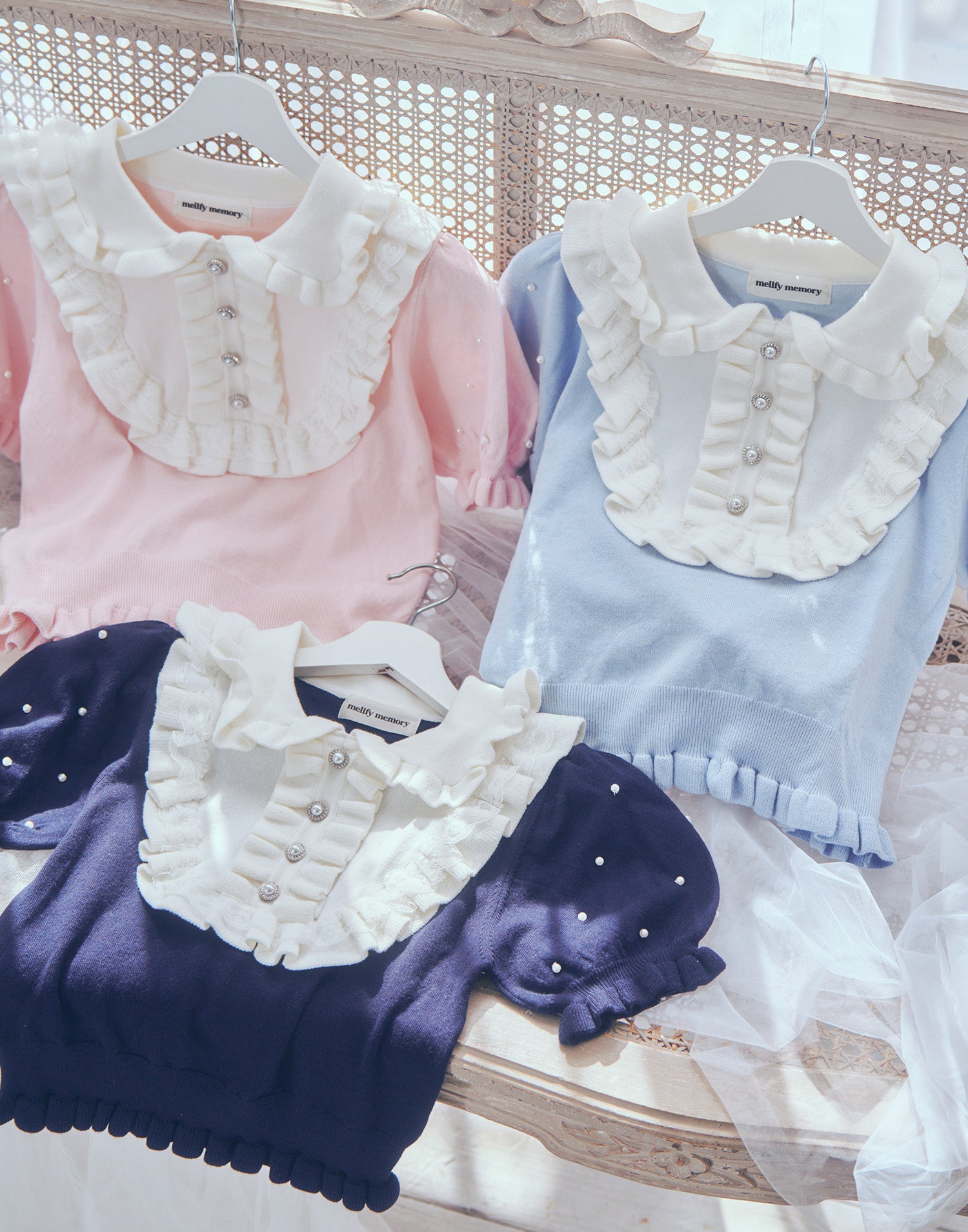 mellfy memory Dolly frill knit tops