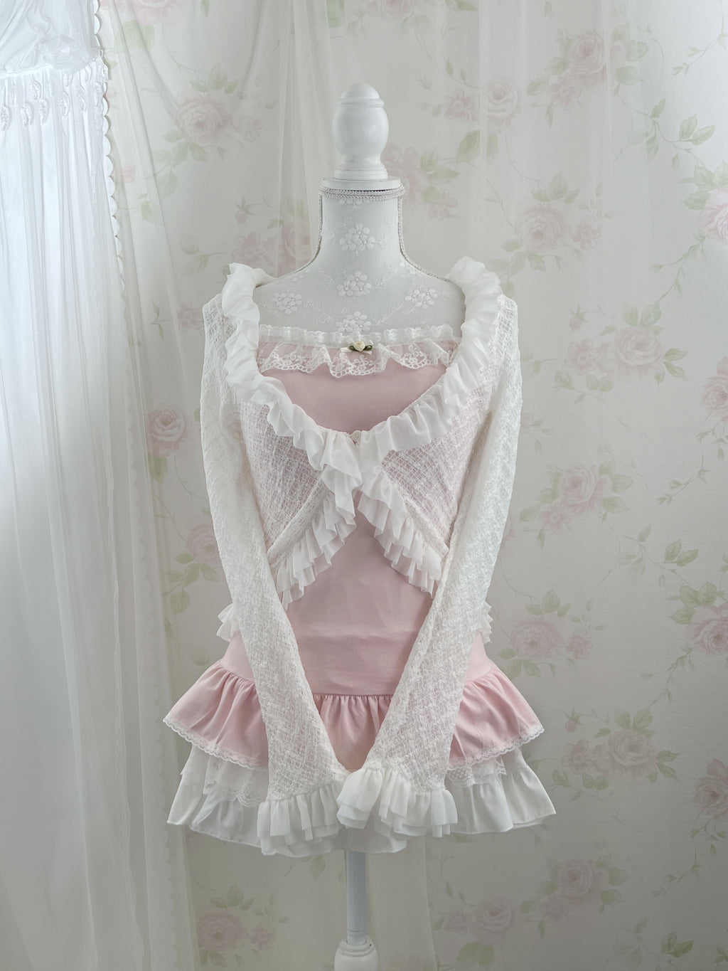(Pre-order) passion room Cici Cami Top
