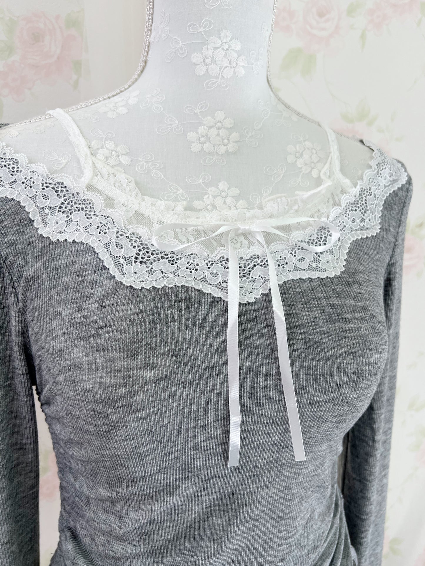 GRL Lacy Off Should  Side String Top (Gray)