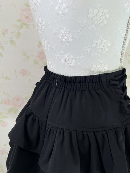 GRL Tiered  High Waist Side Bow Skirt (Black)
