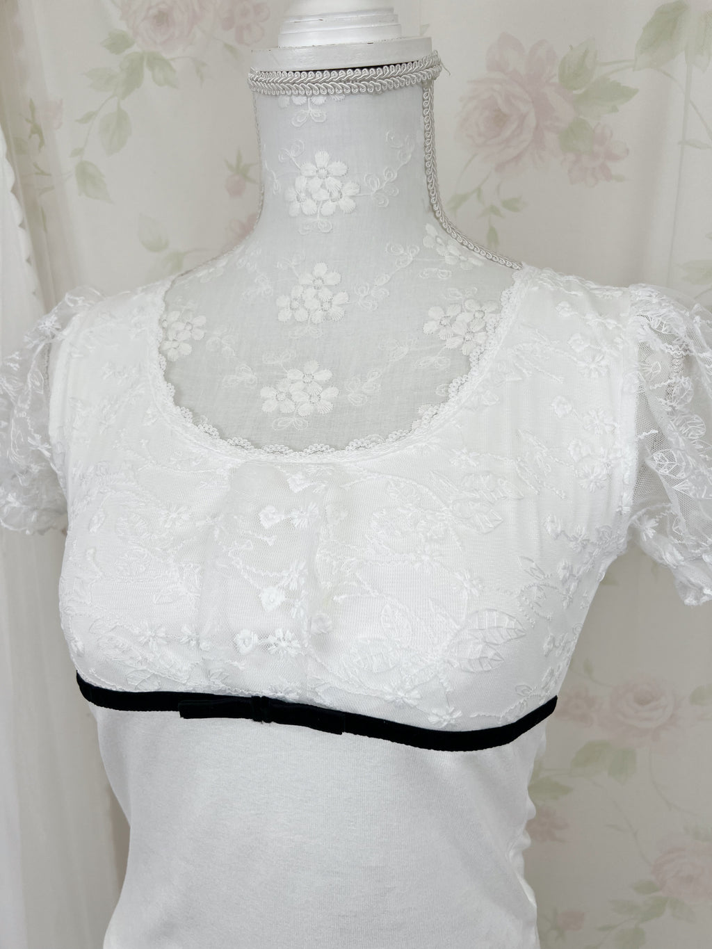 Lacy Sleeve Bow Top (White)