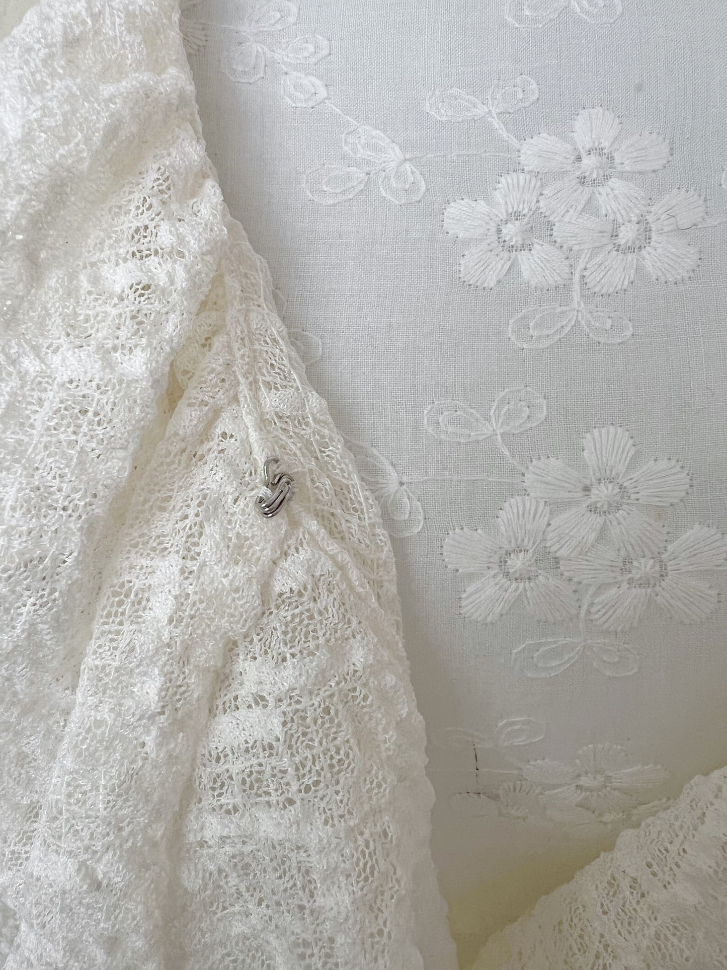 axes femme Lacy Y2K Revival Cardigan (Ivory)