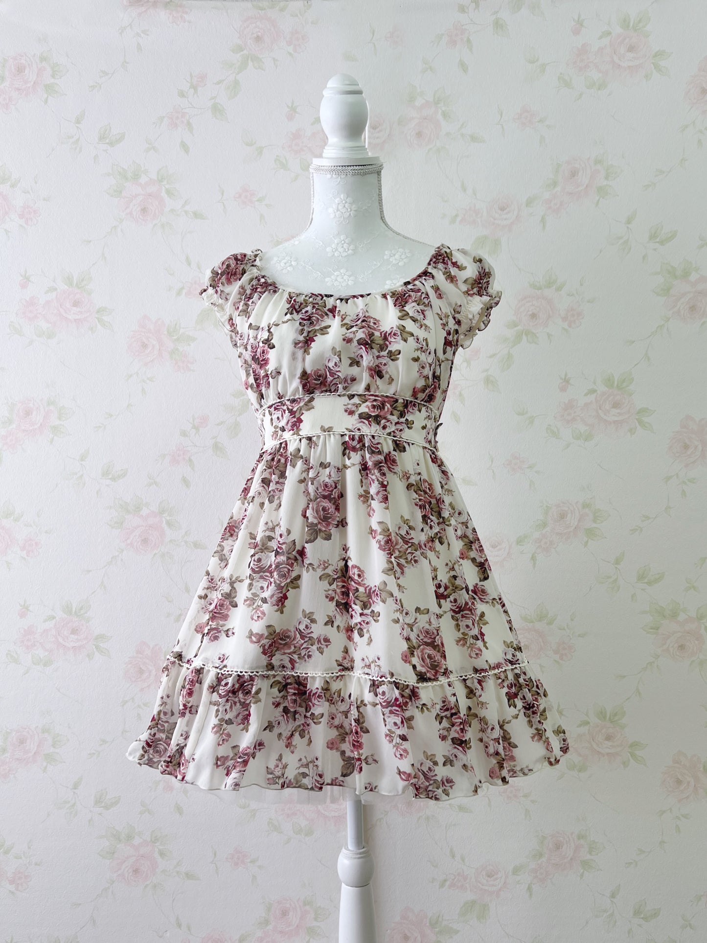 L’EST ROSE Classical Rose Chiffon Dress
