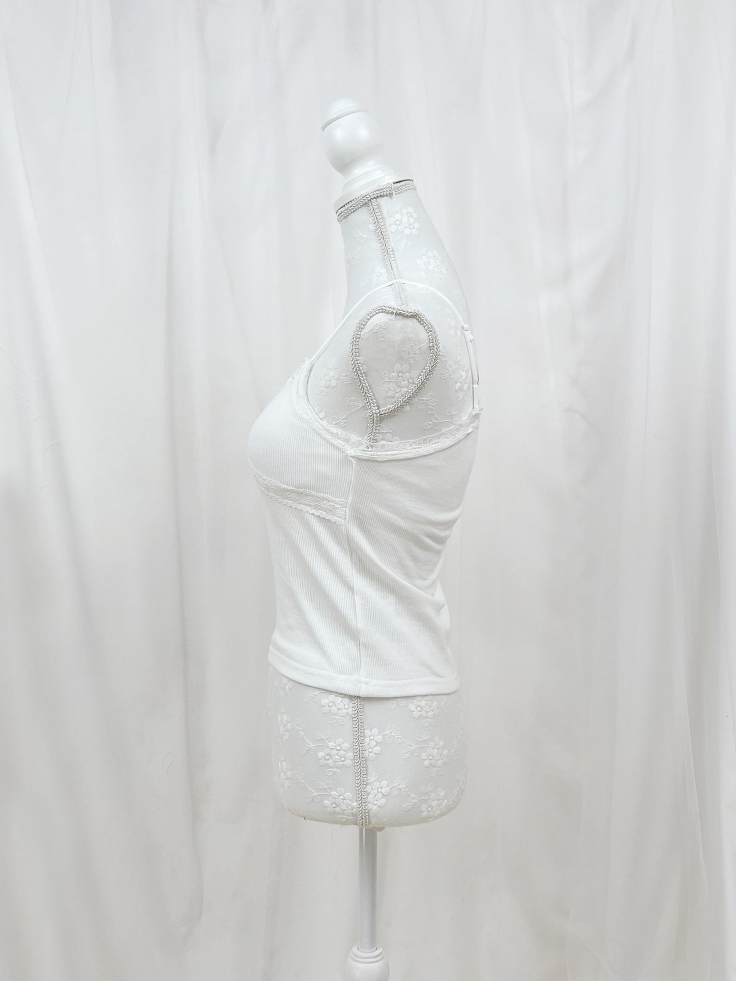 Lace Spaghetti Strap Camisole With Cups (White)