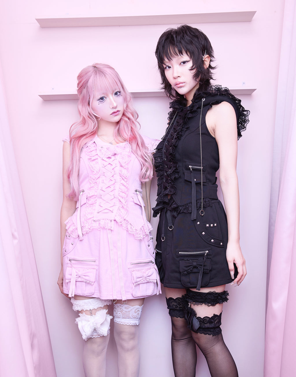 AVENCHUMU Ribbon pocket studded sweat skirt