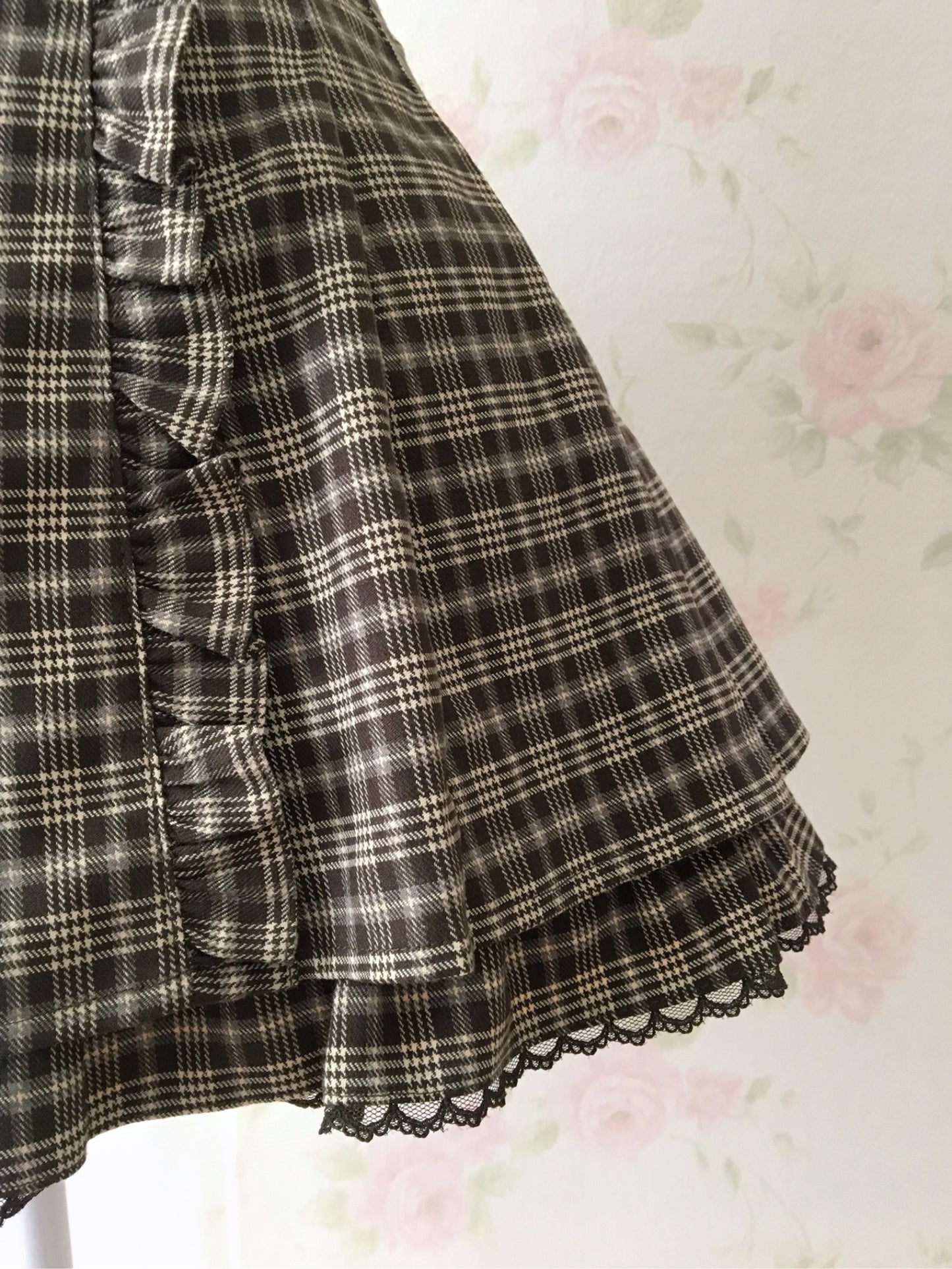Honey Cinnamon Checked Belt Skirt (Brown)
