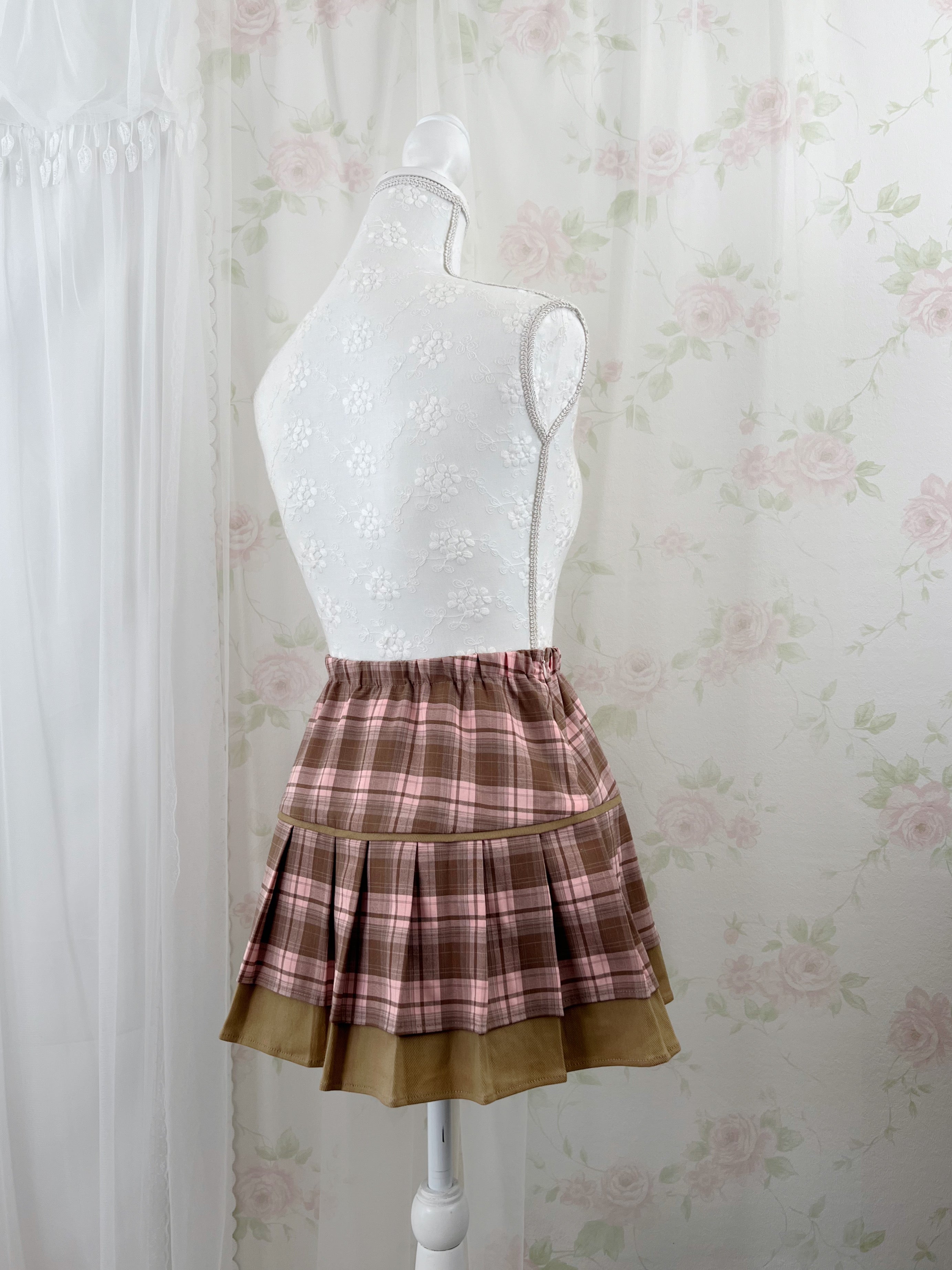 (Pre-order) Evori Glow Berry Skirt