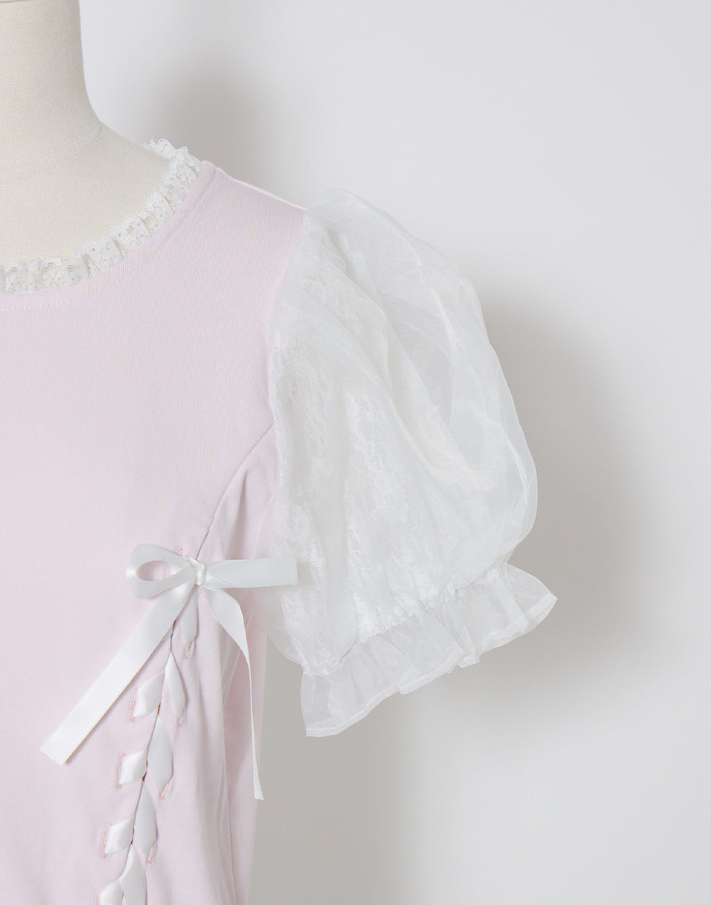 mellfy memory Twin lace-up ribbon puff T-shirt