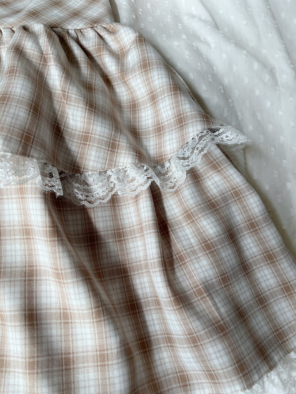 evelyn Checked Lacy Hem Skirt (Beige)