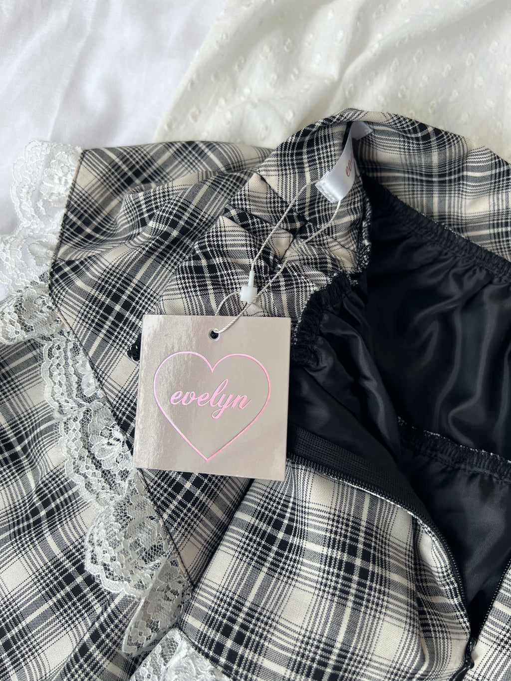 evelyn Checked Lacy Hem Skirt (Black)