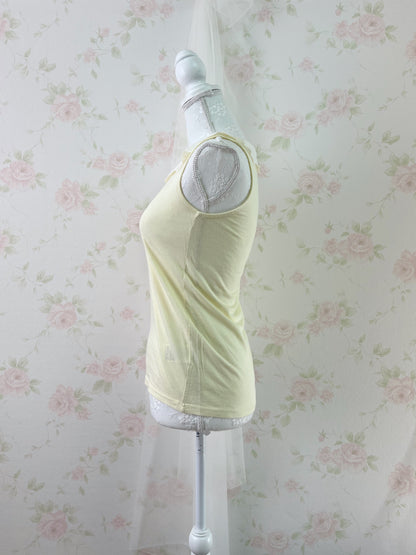 earth music&ecology Lace Collar Tank Top (Baby Yellow)