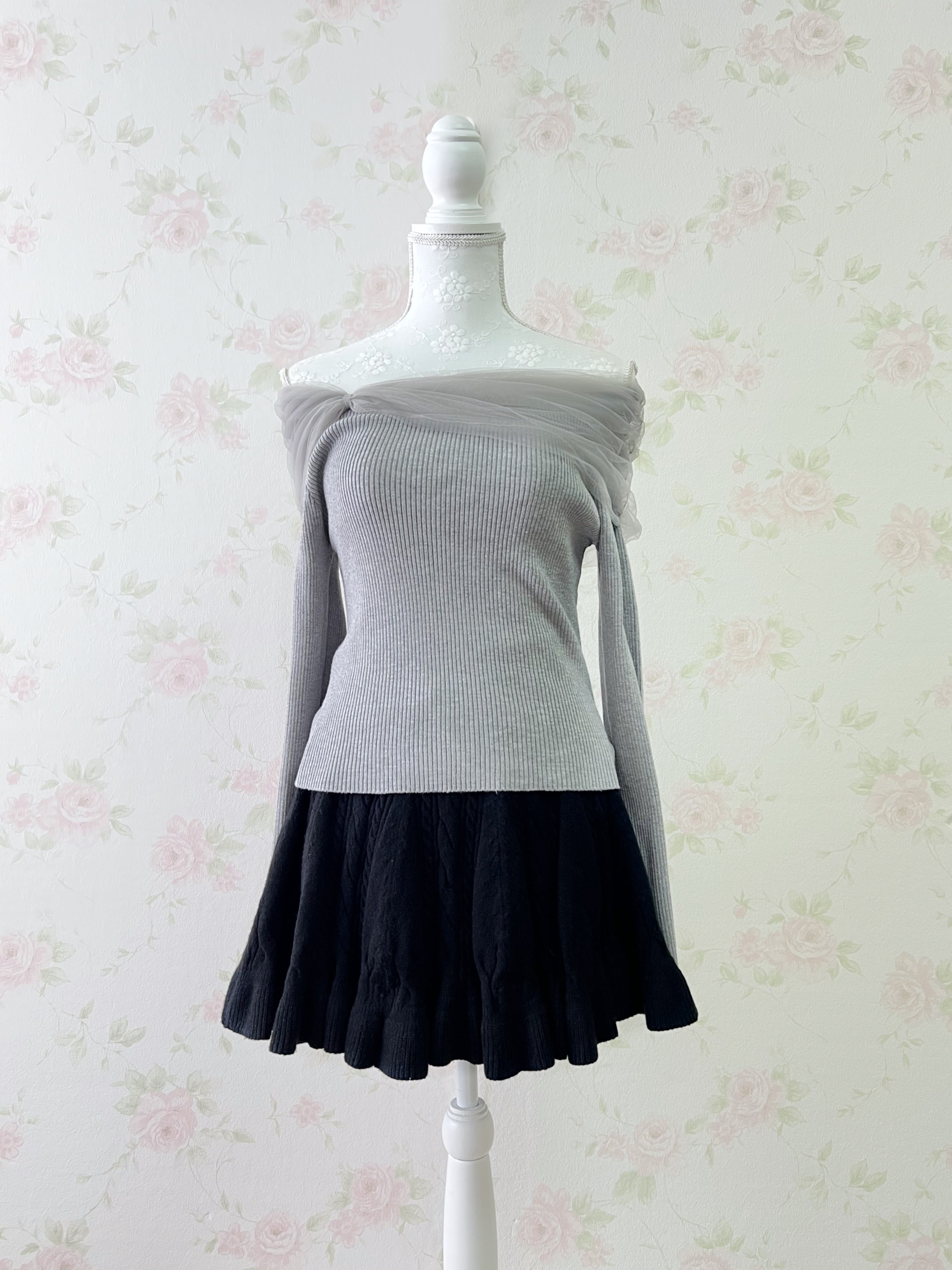 Michell Macaron Knit Skirt (Black)