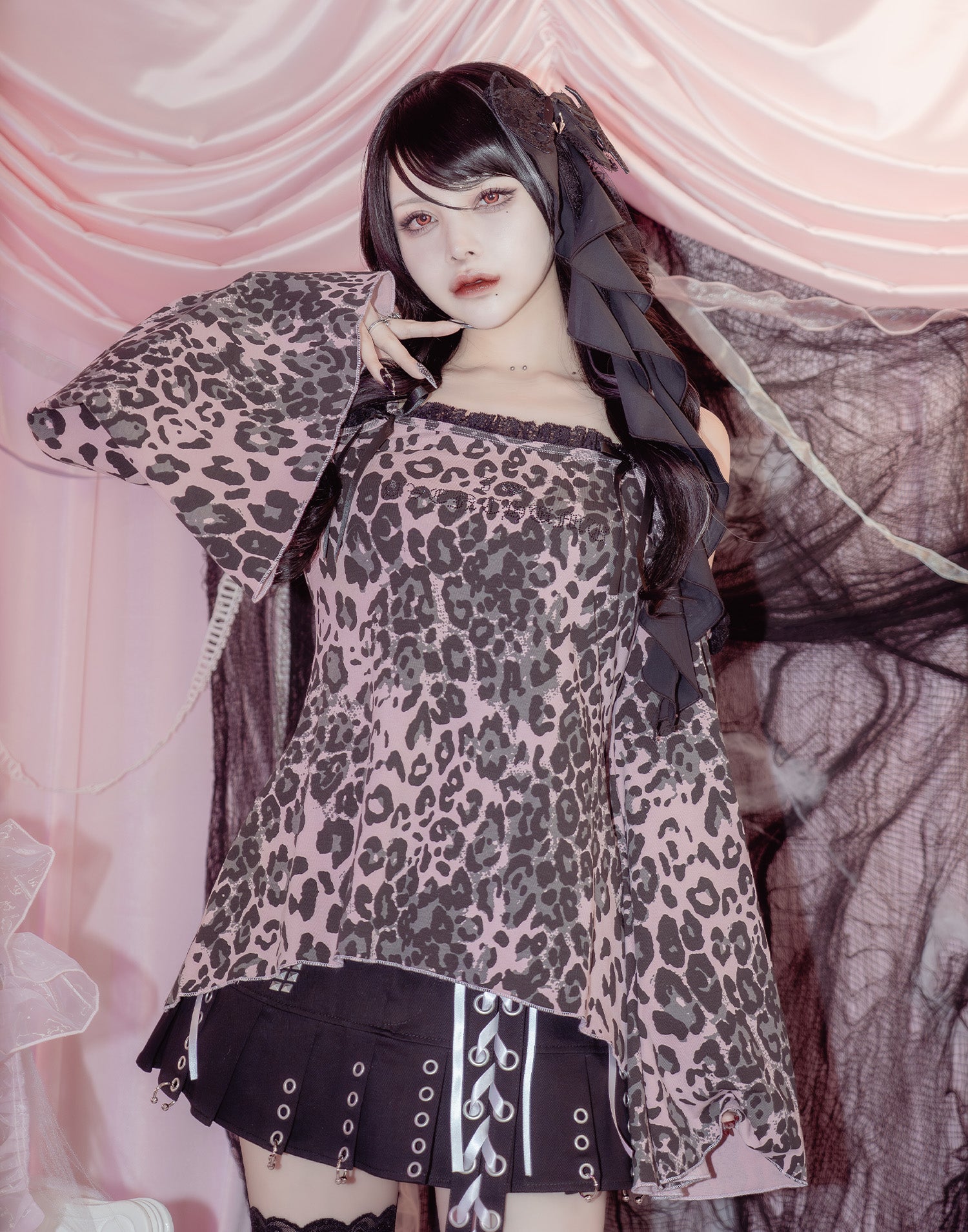 AVENCHUMU Leopard print open shoulder tops