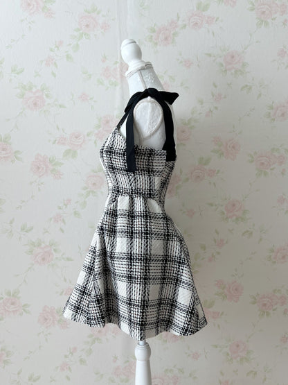 GRL Shoulder Bow Checked A-Line Dress (White)