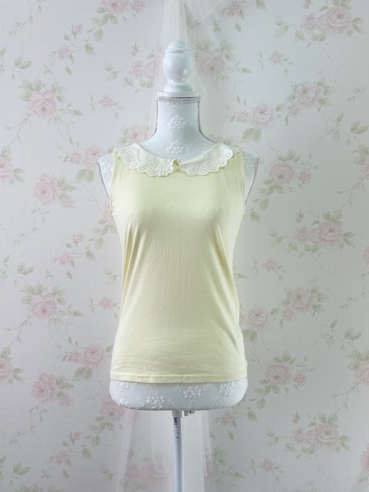 earth music&ecology Lace Collar Tank Top (Baby Yellow)