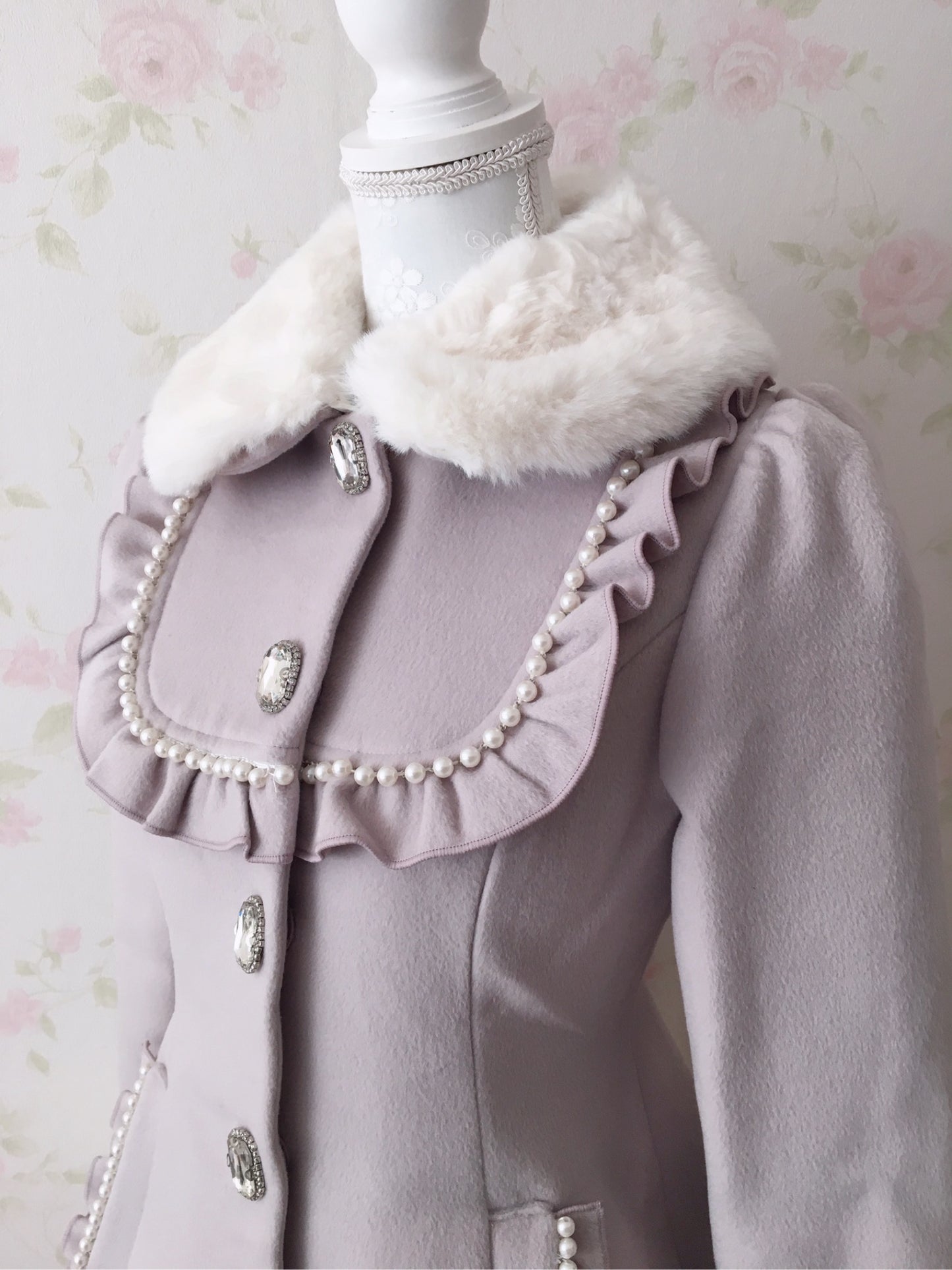 (25% OFF) Ank Rouge Crystal Heart Dolly Coat (Pink)
