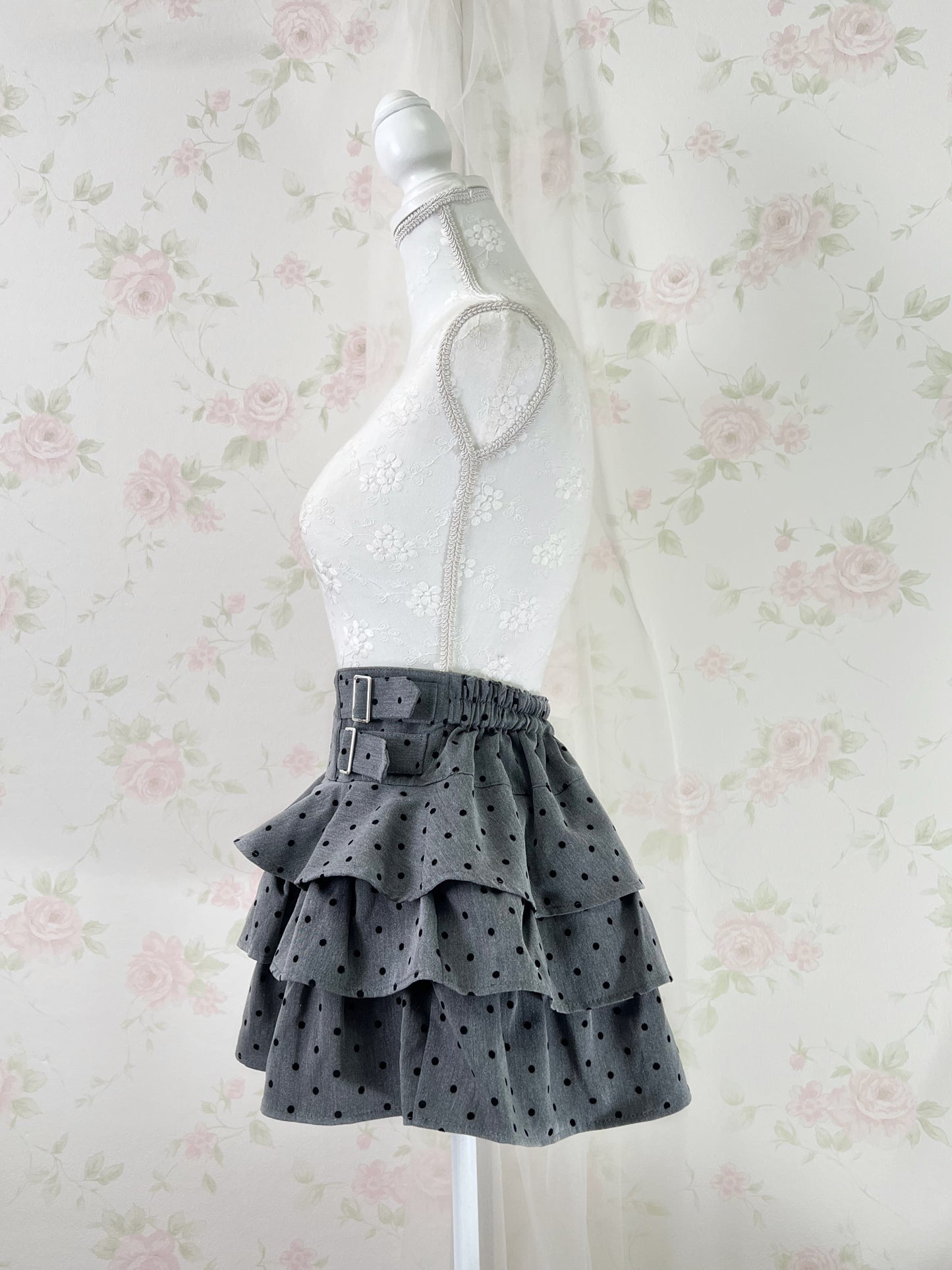 GRL Polka Dot Tiered Skirt (Dark Gray)
